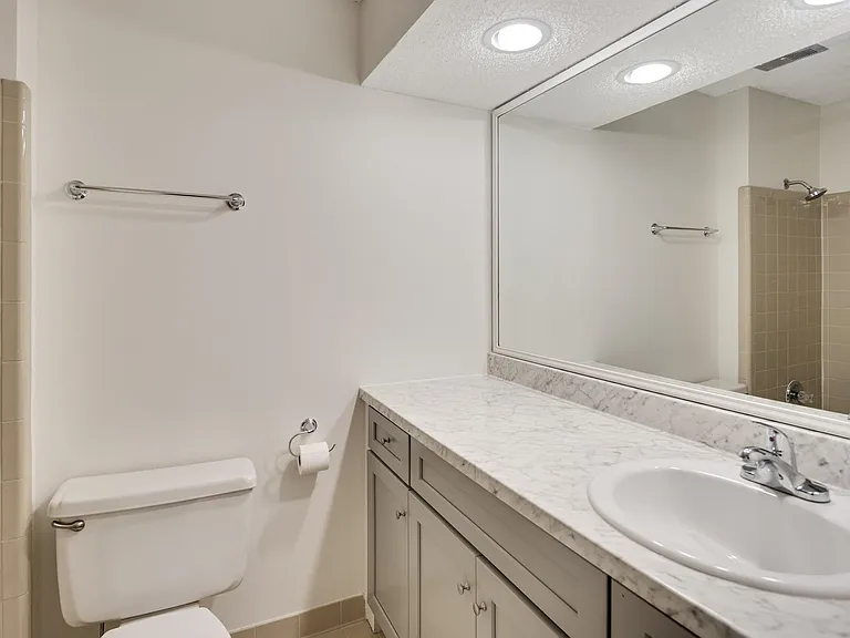 1707 Belvedere Ct #1707 — Photo 28