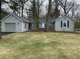320 Maple St, East Longmeadow, MA 01028
