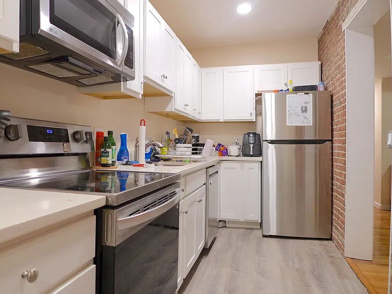 676 Massachusetts Ave #3 — Photo 8
