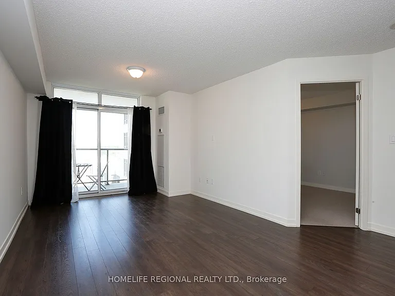 816 Lansdowne Ave #1015 — Photo 7