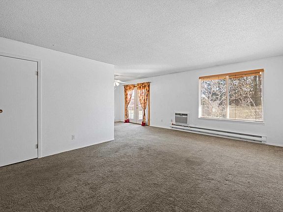 4th image of 3121 W Hood Ave APT H206
