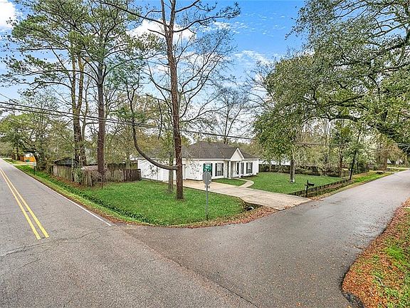 3rd image of 3491 City Dr