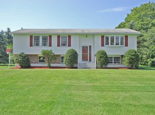 44 Maple Ln, Dover Plains, NY 12522