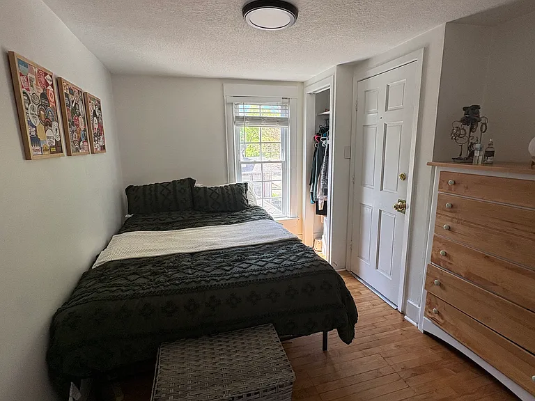 1102 18th Ave NE #2 — Photo 9