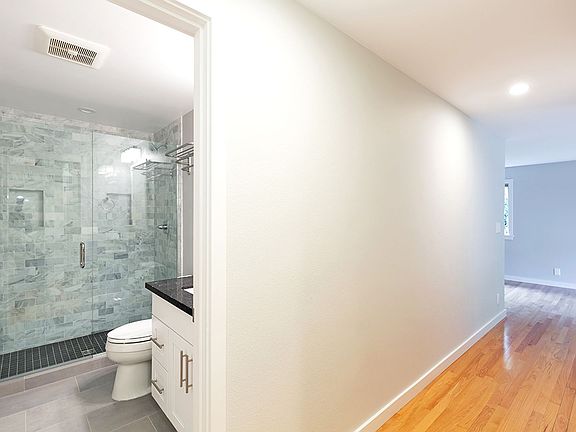 4th image of 52 W Etruria St APT 301