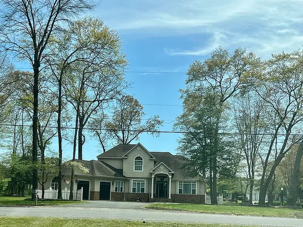 1012 S Schumaker Dr, Salisbury, MD 21804