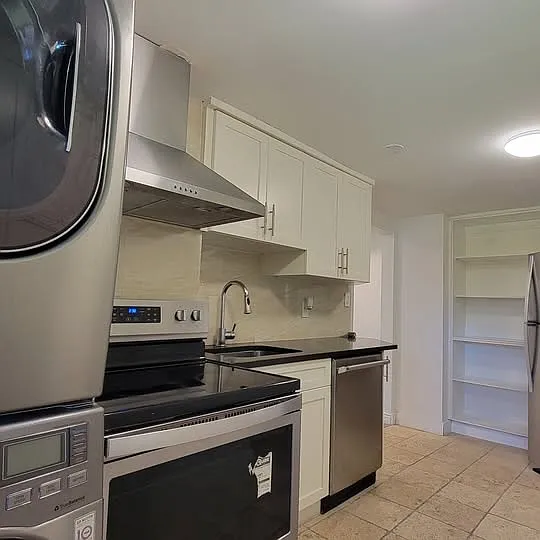 1021 Beaumont Dr — Photo 5
