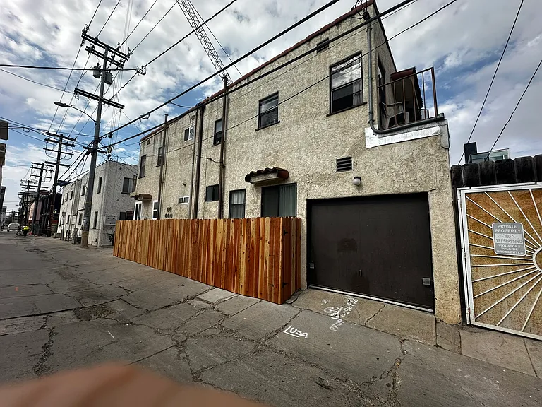 3773 4th Ave — Photo 45