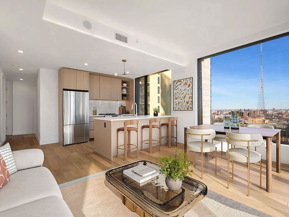 1st image of 20 Rockwell Pl #2002