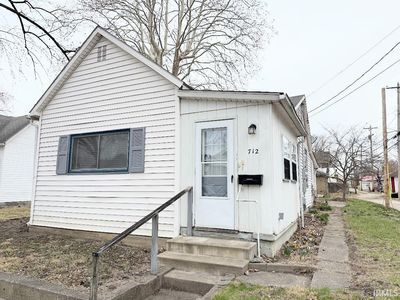 712 N Pearl St, Logansport, IN, 46947