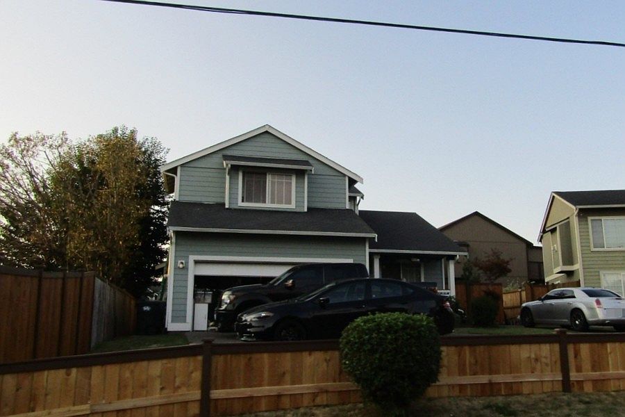 1st image of 1423 103rd St E