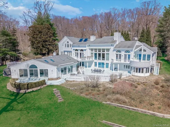 19 Mallard Drive, Lloyd Harbor, NY 11743