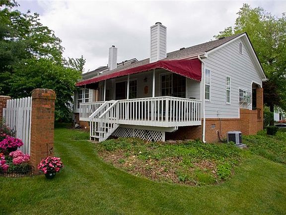 4th image of 1113 Zoeller Ct