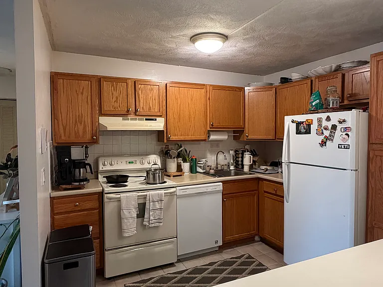 179 Adams St #40 — Photo 5