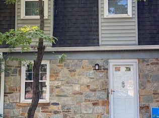 319 Rock Spring Dr SW, Leesburg, VA 20175
