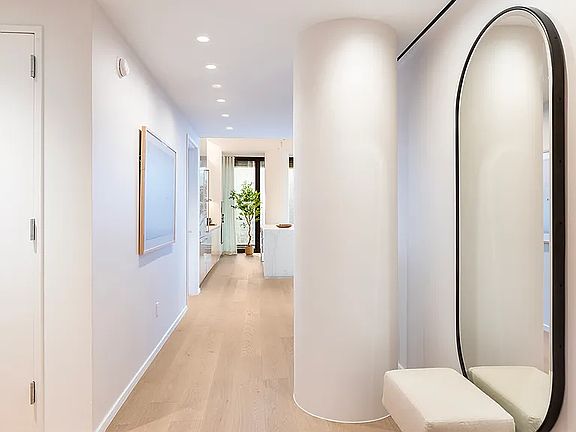 3rd image of 695 1st Ave #42H
