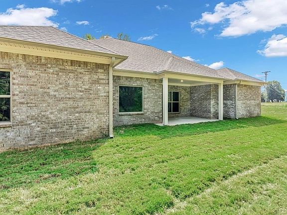 5th image of 467 Garland Dr Lot 3