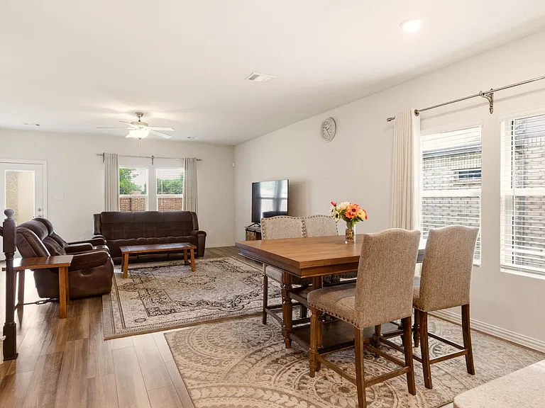 1212 Blue Ridge Pl — Photo 7