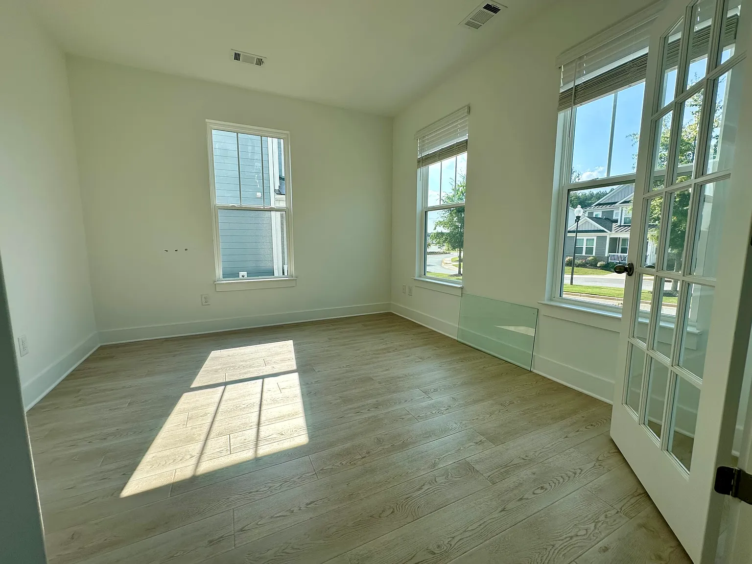 143 Founders Blvd — Photo 4