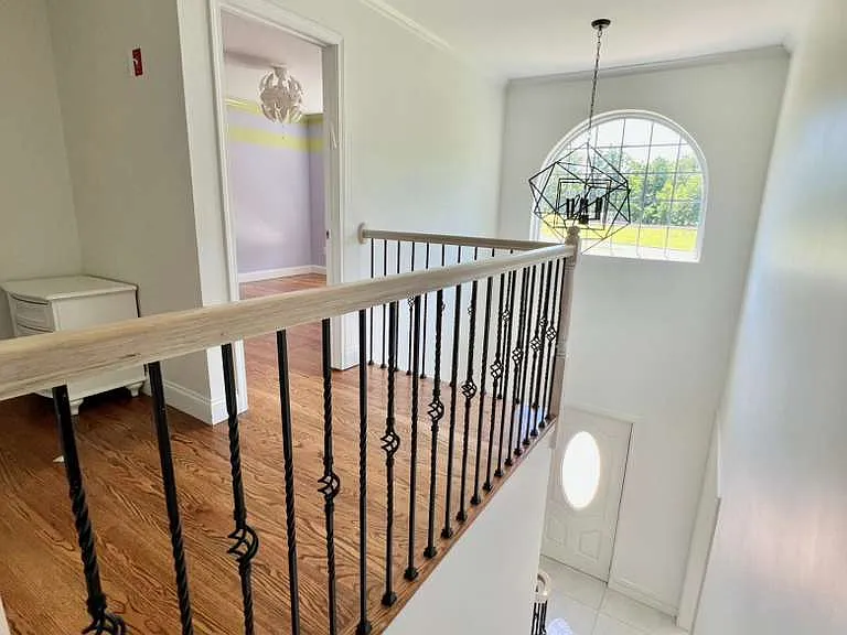 10 Apple Hill Dr — Photo 11