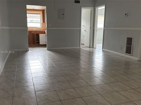 1501 NE 34th Ct, Fort Lauderdale, FL