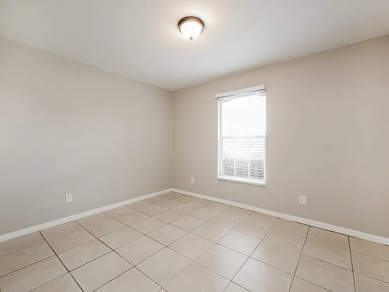 719 Rue Labeau Cir — Photo 14