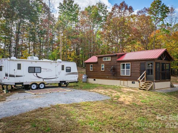 57 Hazel Dr, Nebo, NC 28761