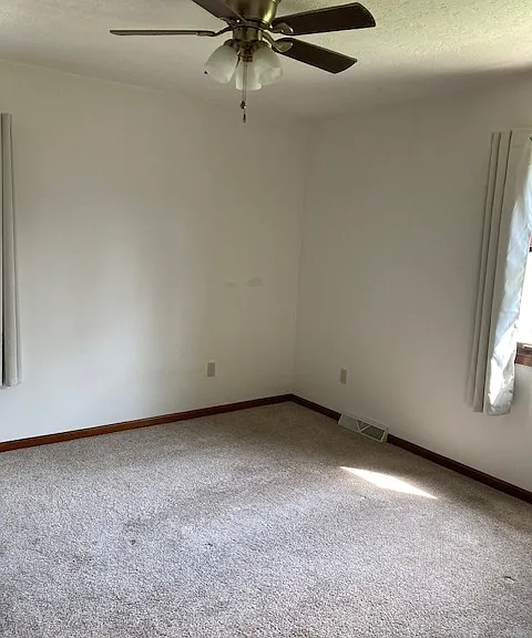 894 Swann Rd — Photo 9