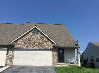 1890 Deerfield Dr, Dover, PA 17315