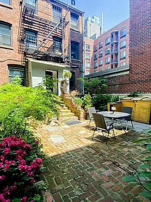 Rented by City Connections Realty | media 21