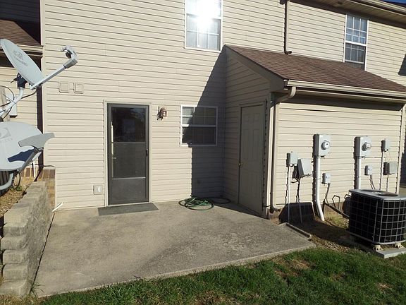 2nd image of 2902 Blairdon Cir