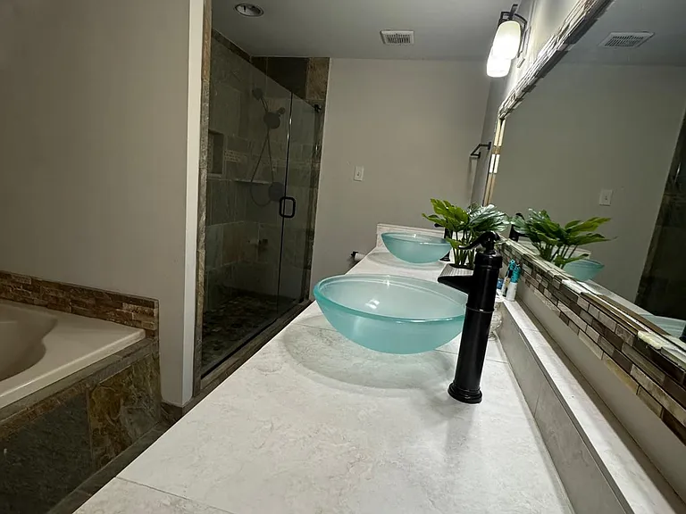 2200 Montego Dr — Photo 20