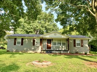 141 Clauson Dr, Columbia, TN 38401