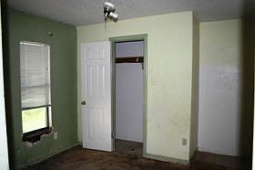 5th image of 6020 Walnut Dr