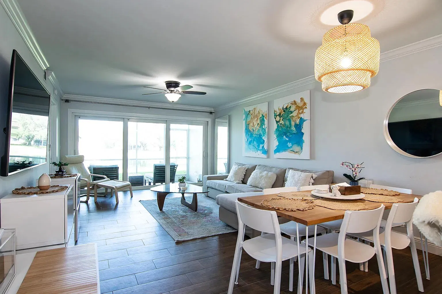 2 bed, 1085 sqft, $1,850 — Photo 3
