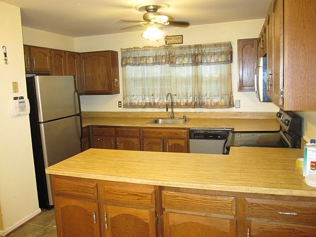 2nd image of 2156 Silversmith Ct