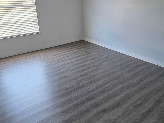 2nd image of 470 NE 18th Ave #110