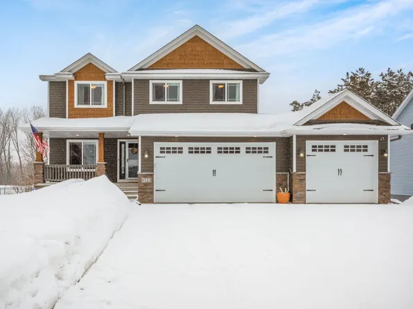 8723 Preserve Blvd N, Chisago City, MN 55013