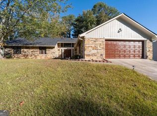 5934 S Deshon Ct, Lithonia, GA 30058