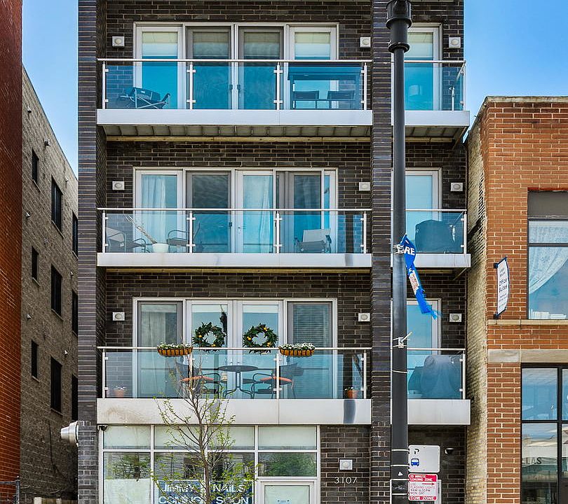 1st image of 3107 W Armitage Ave #1