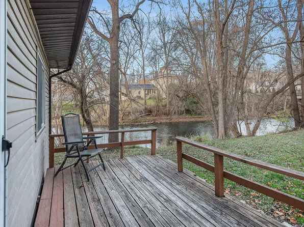 130 Benton St, Bellevue, MI 49021