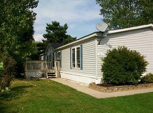 262 Honeybrook Cir, Girard, PA 16417