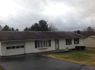 320 Damson Ave, Princeton, WV 24739