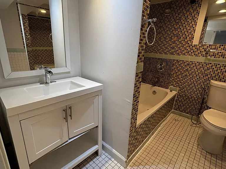 2231 W Taylor St #2B — Photo 3