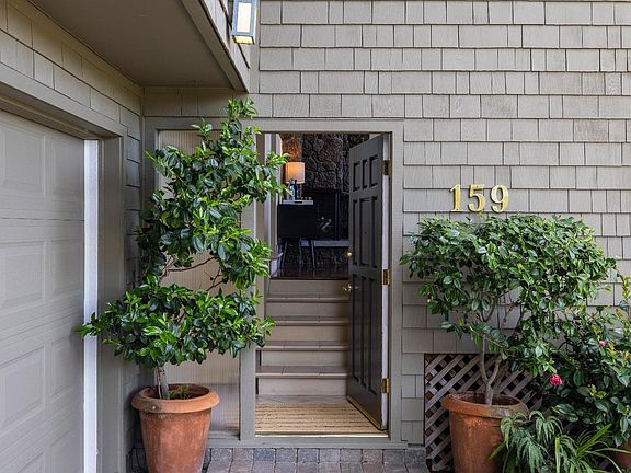4th image of 159 Terrace Avenue