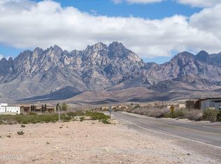 7931 Dripping Springs Rd, Las Cruces, NM 88011
