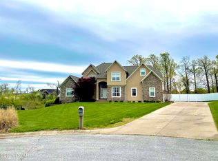 507 Ridgewood Cir, Carl Junction, MO 64834