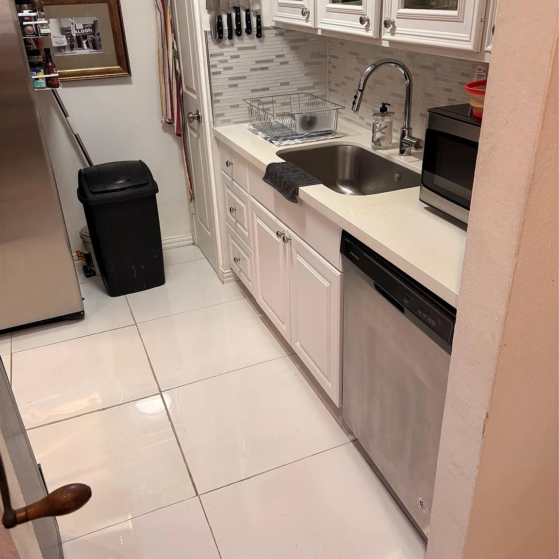 1 bed, 1.0 bath, 975 sqft, $900 — Photo 3