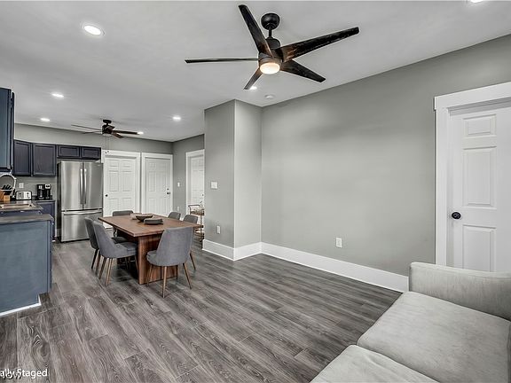 4th image of 10905 Grandview Ave