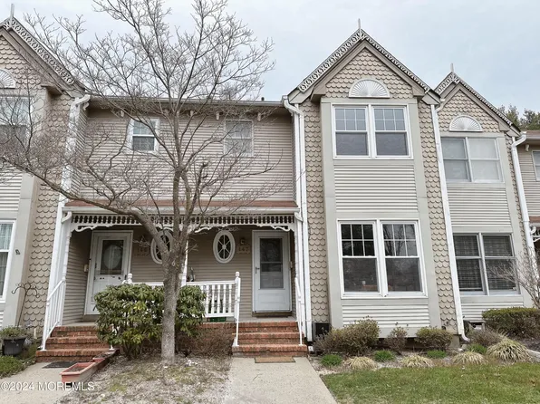 147 Northampton Drive, Holmdel, NJ 07733
